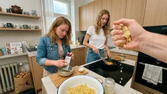 Draniki vs. deruny: jaký je rozdíl a které bramborové placky budou chutnat víc vám