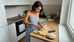 Připravíte dopředu, na míse vypadá jako trik: třívrstvá roláda z lavaše „matrjoška“