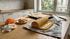 Smutná mrkev z lednice? Tahle mrkvová roláda s krémem z bílé čokolády nepraská