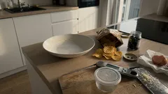 Salát slunečnice: vrstvený kuřecí salát, který vypadá slavnostně a chutná skvěle